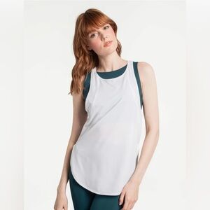 NWT Women Lolë Performance Wool Tank Top White size large